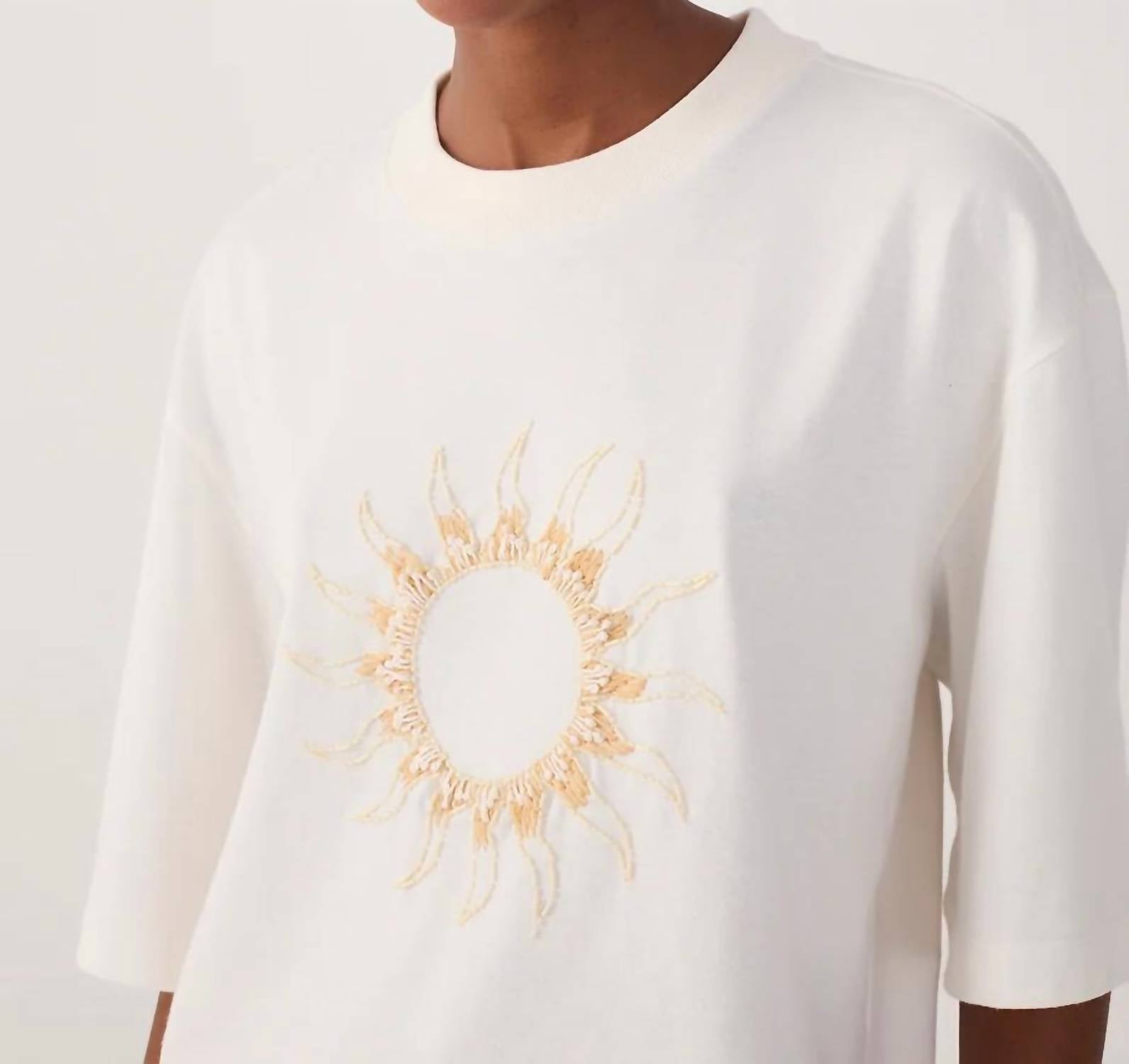 Dress To - Embroidered Sun T-Shirt