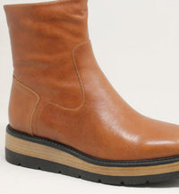 Django & Juliette - Women's Tiran Boot