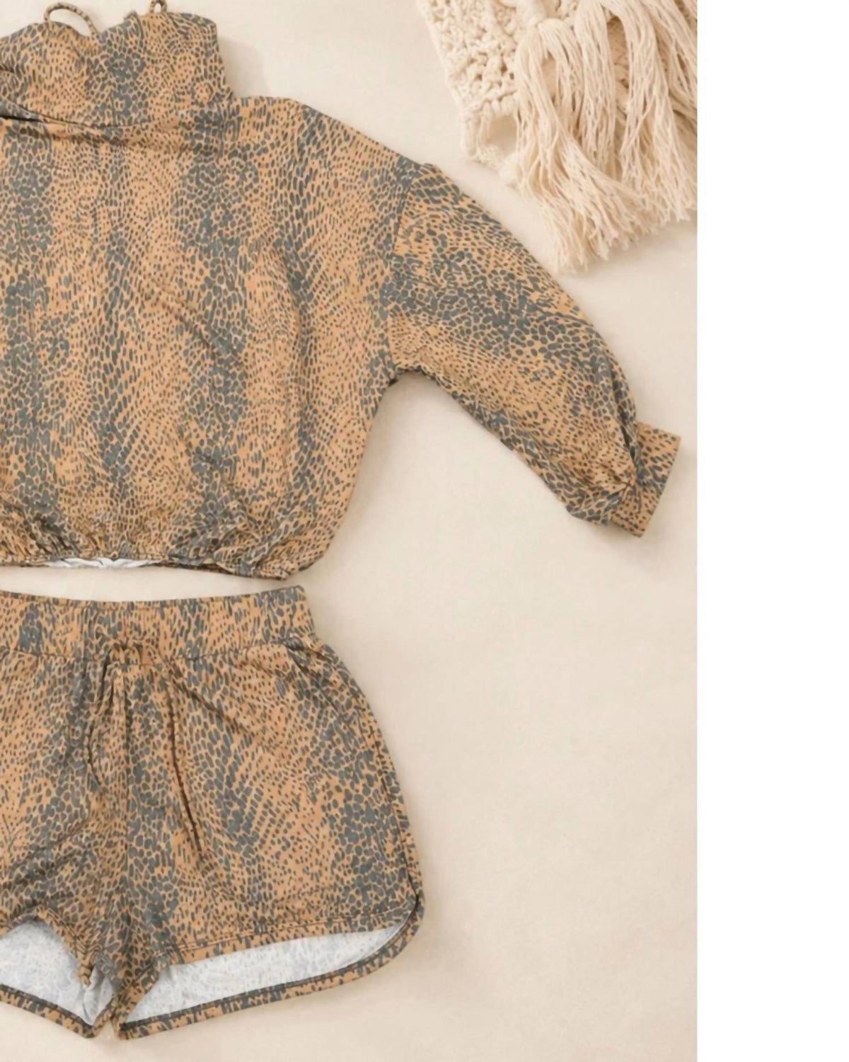 Zenana - Women's Wild And Cozy Lounge Set