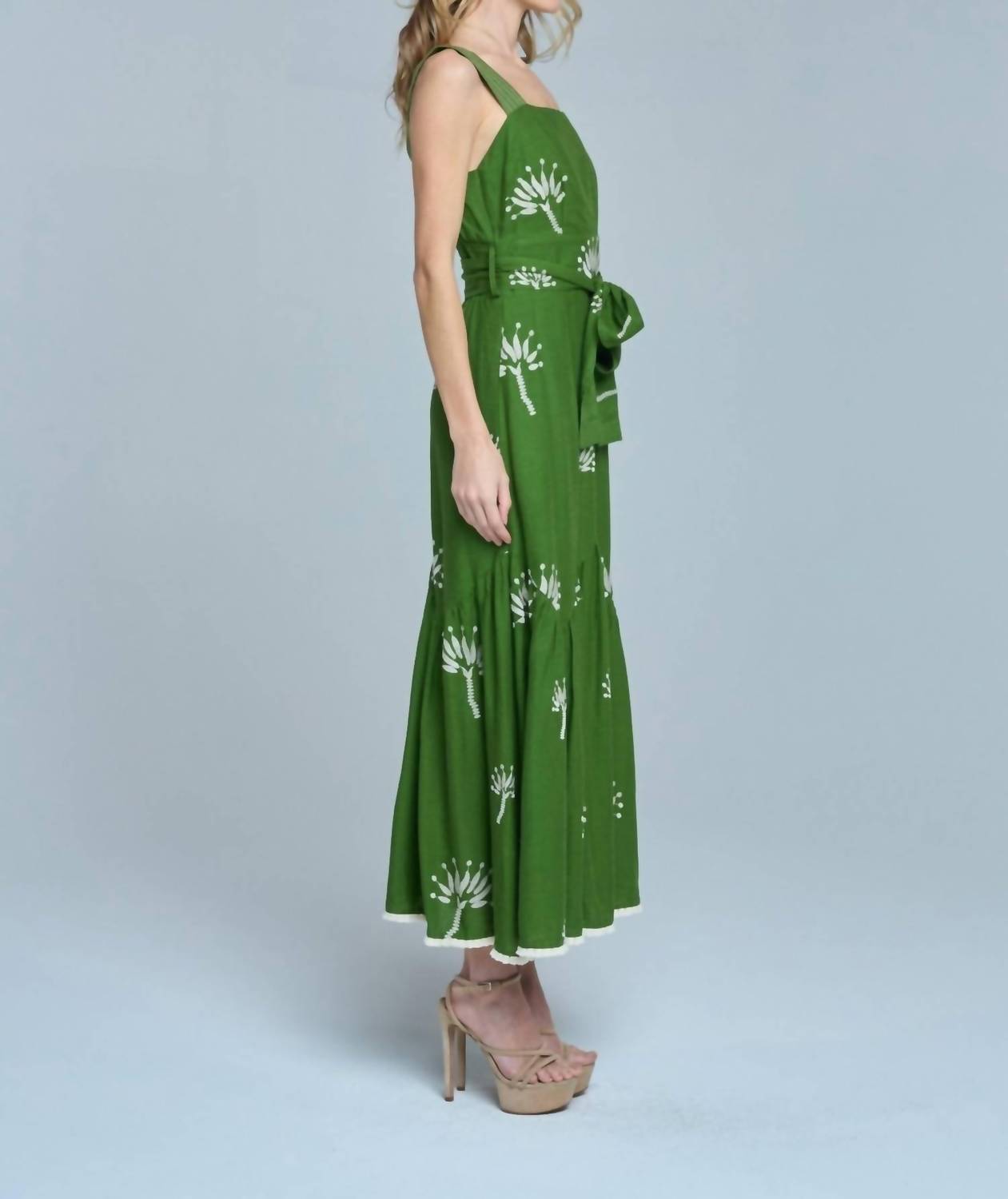 Ciebon - Sadira Embroidered Midi Dress