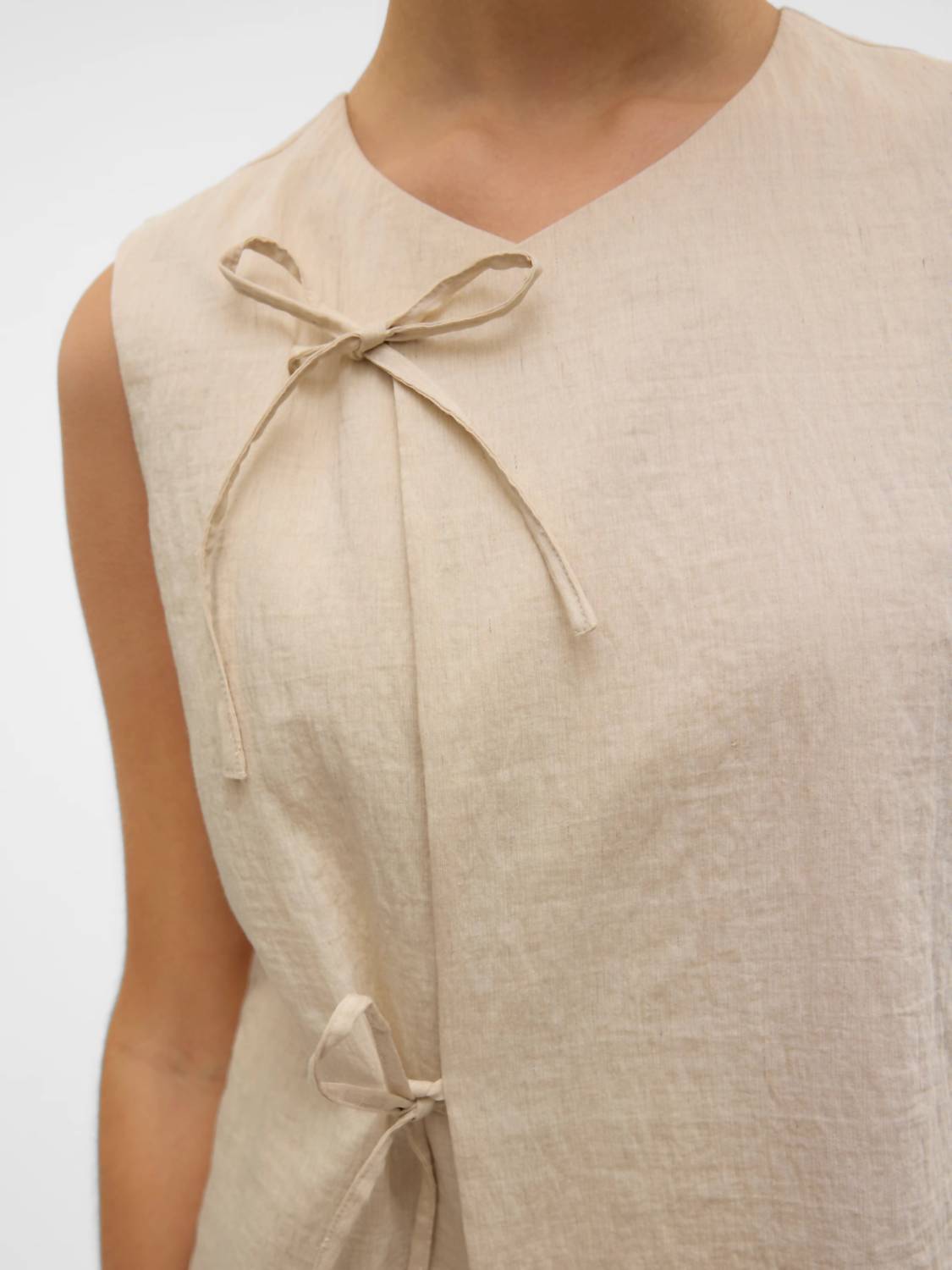Vero Moda - Fea Tie-front Top