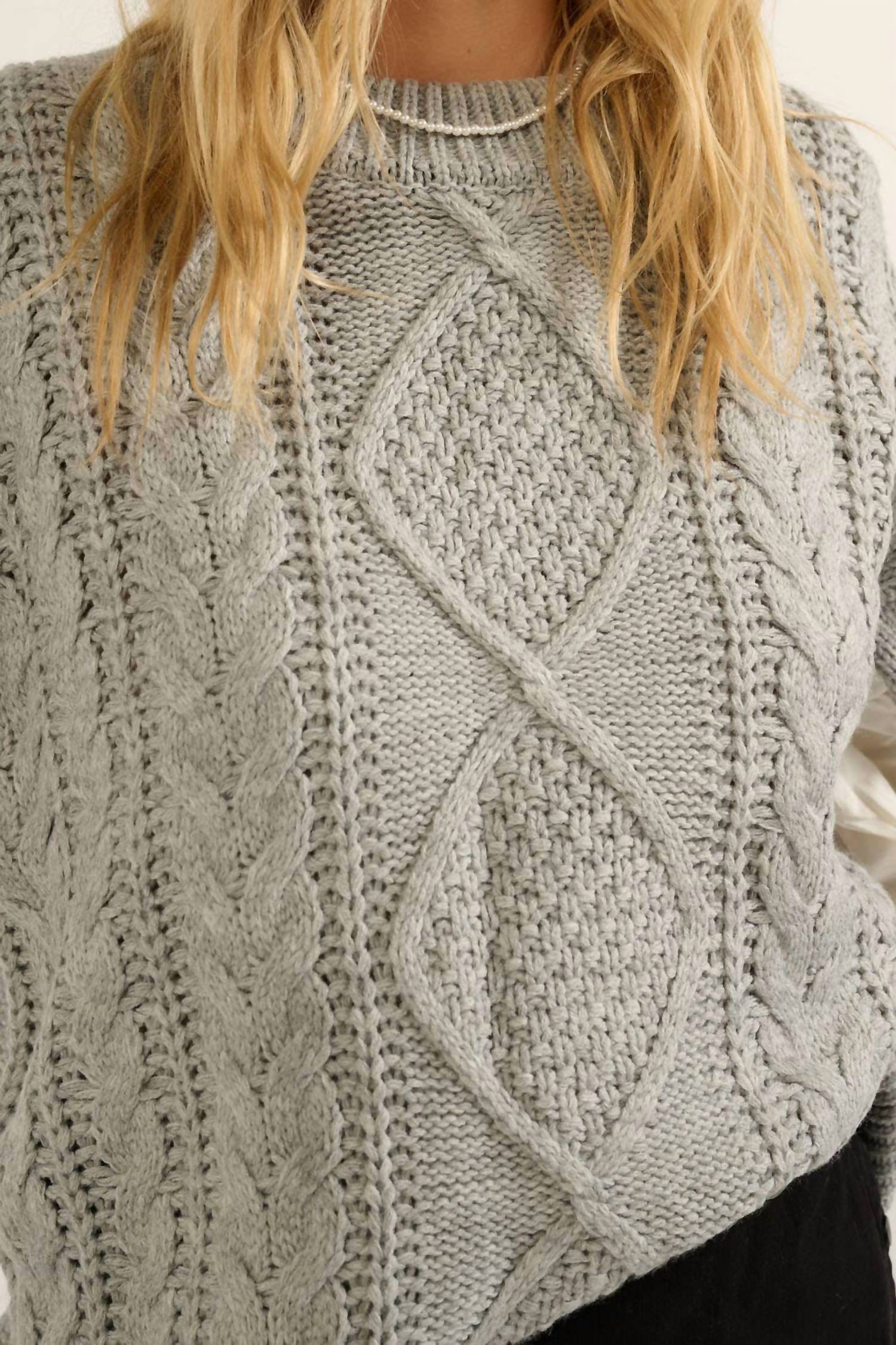 Promesa - Oversized Cable Knit Sweater