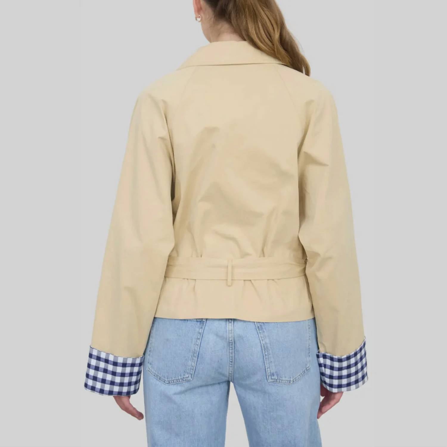 Zoe And Claire - Gingham Cuff Short Trench Coat