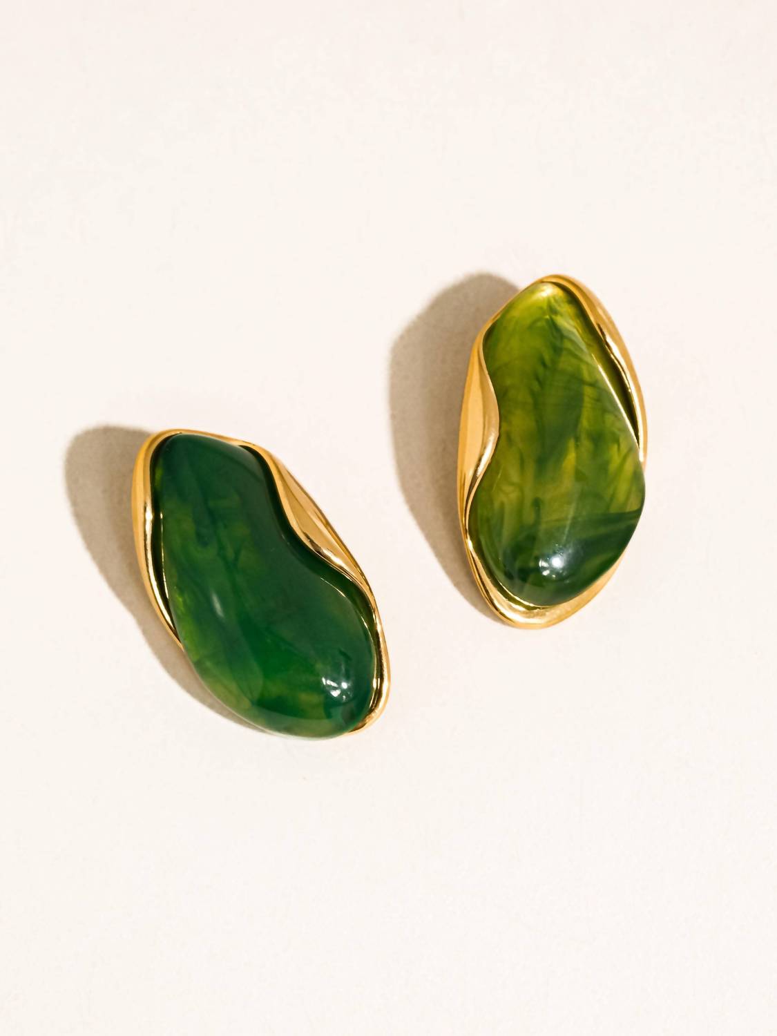 Flanerie By Maiq - Women's Maélie Resin Drop Earrings