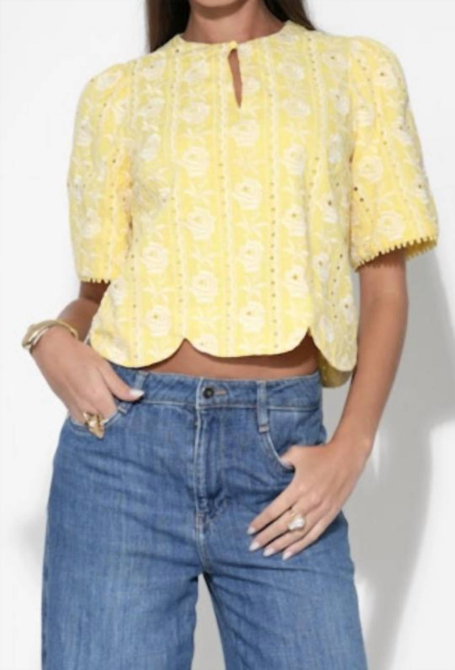 Adelyn Rae - Eleanor Scallop Foral Embroidery Blouse