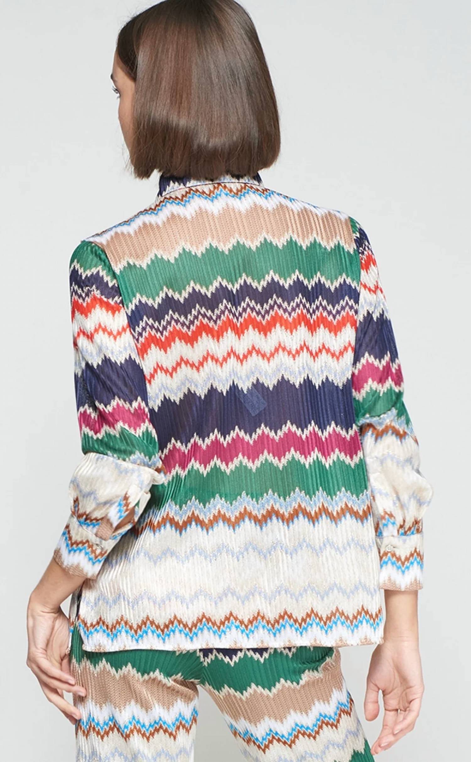 Vilagallo ZIG ZAG KNIT BLOUSE in multi - women's blouse - detail view