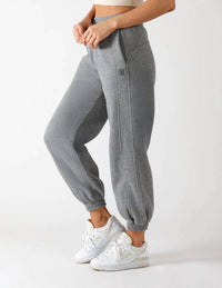 glyder Buffalo Relaxed Fit Jogger in carbon heather - women's pants - detail view