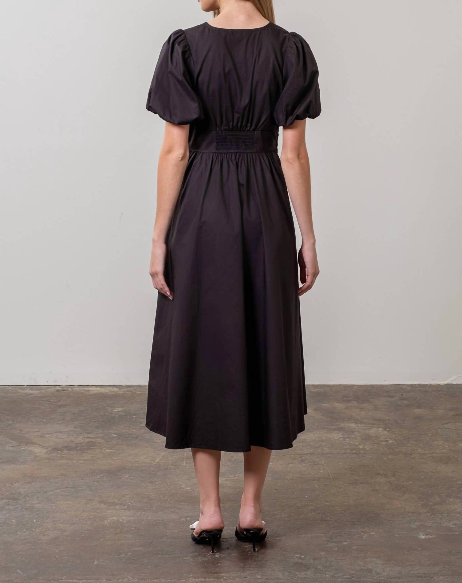 Moon River - Moon River Puff Sleeve Midi Dress