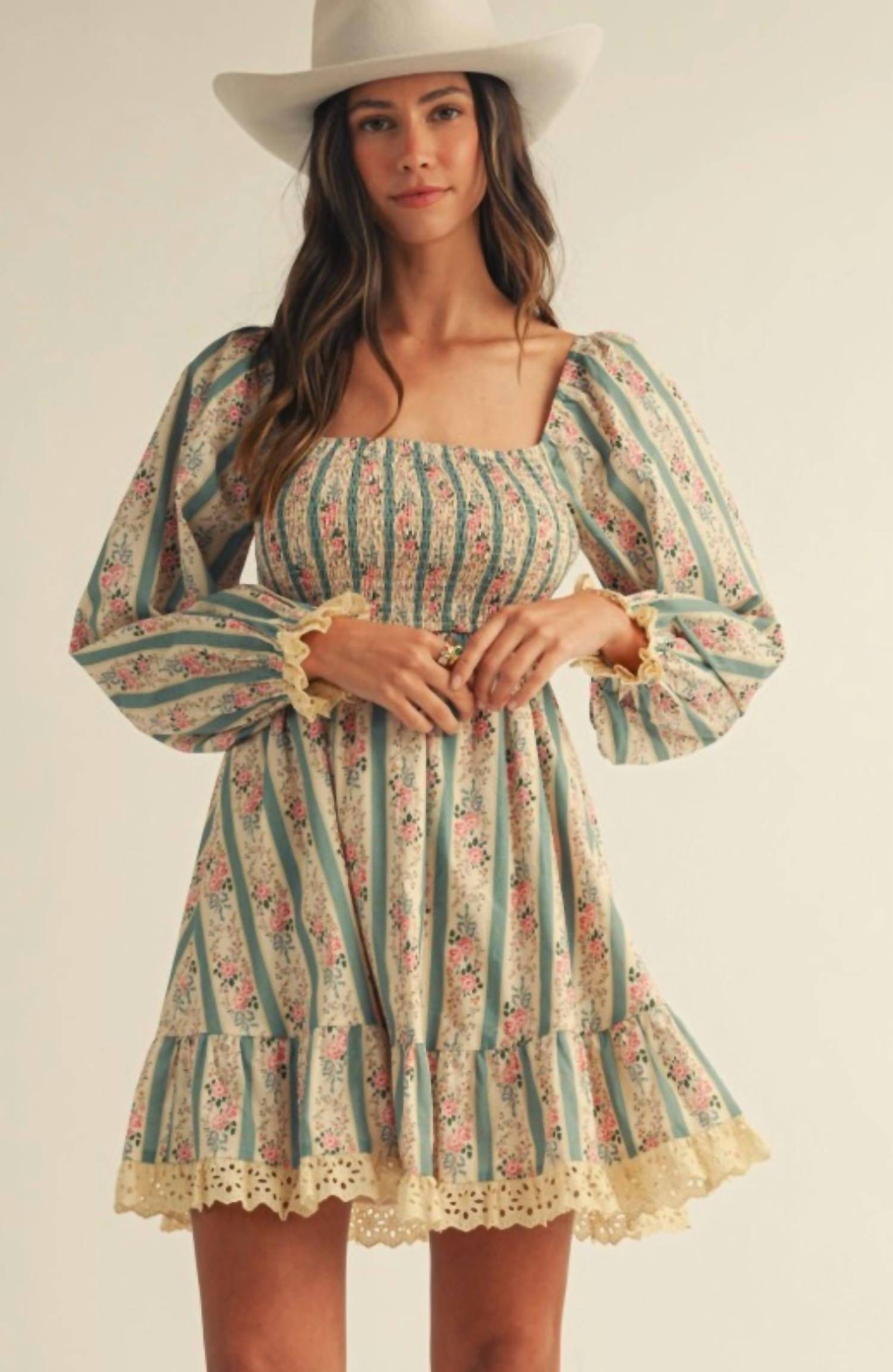 Lovlov - French Style Floral Smocked Lace Dress