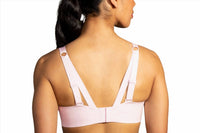 BROOKS Dare Underwire Sports Bra in rosewater - women's intimate - detail view