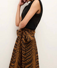 Marie Oliver - Belle Shell Sweater