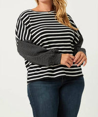 Hayden La - Contrast Stripe Sleeve Textured Knit Top