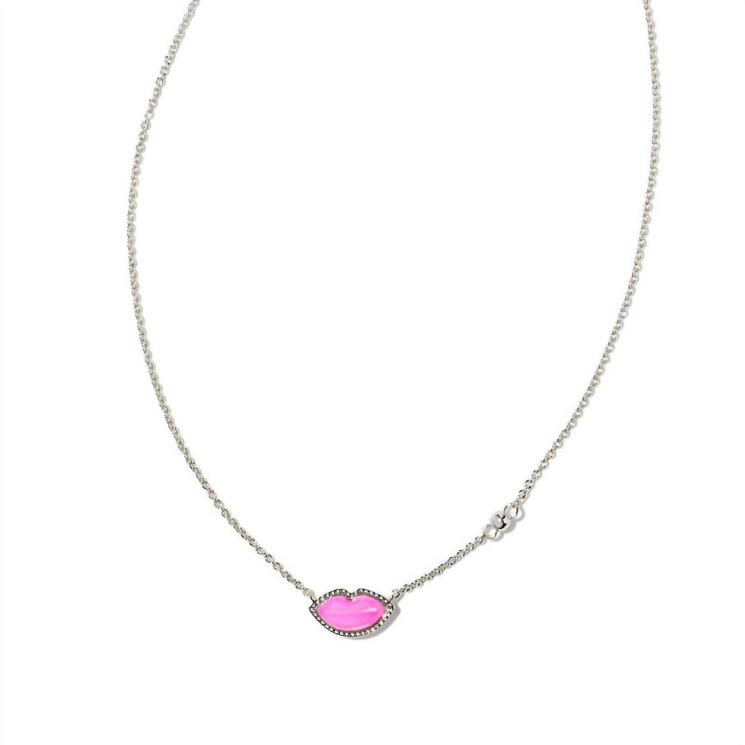 Kendra Scott - Women's Lips Pendant Necklace