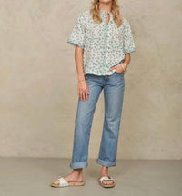 M.A.B.E. - Edie Stitch Short Sleeve Top