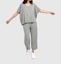 Alembika - Essential Breeze Tee