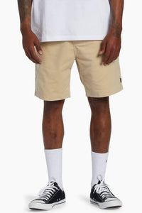 Billabong Larry Layback Cord Shorts in chino - men's shorts