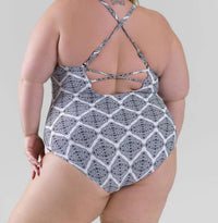 La Blanca - Oasis Strappy Back One Piece - Plus