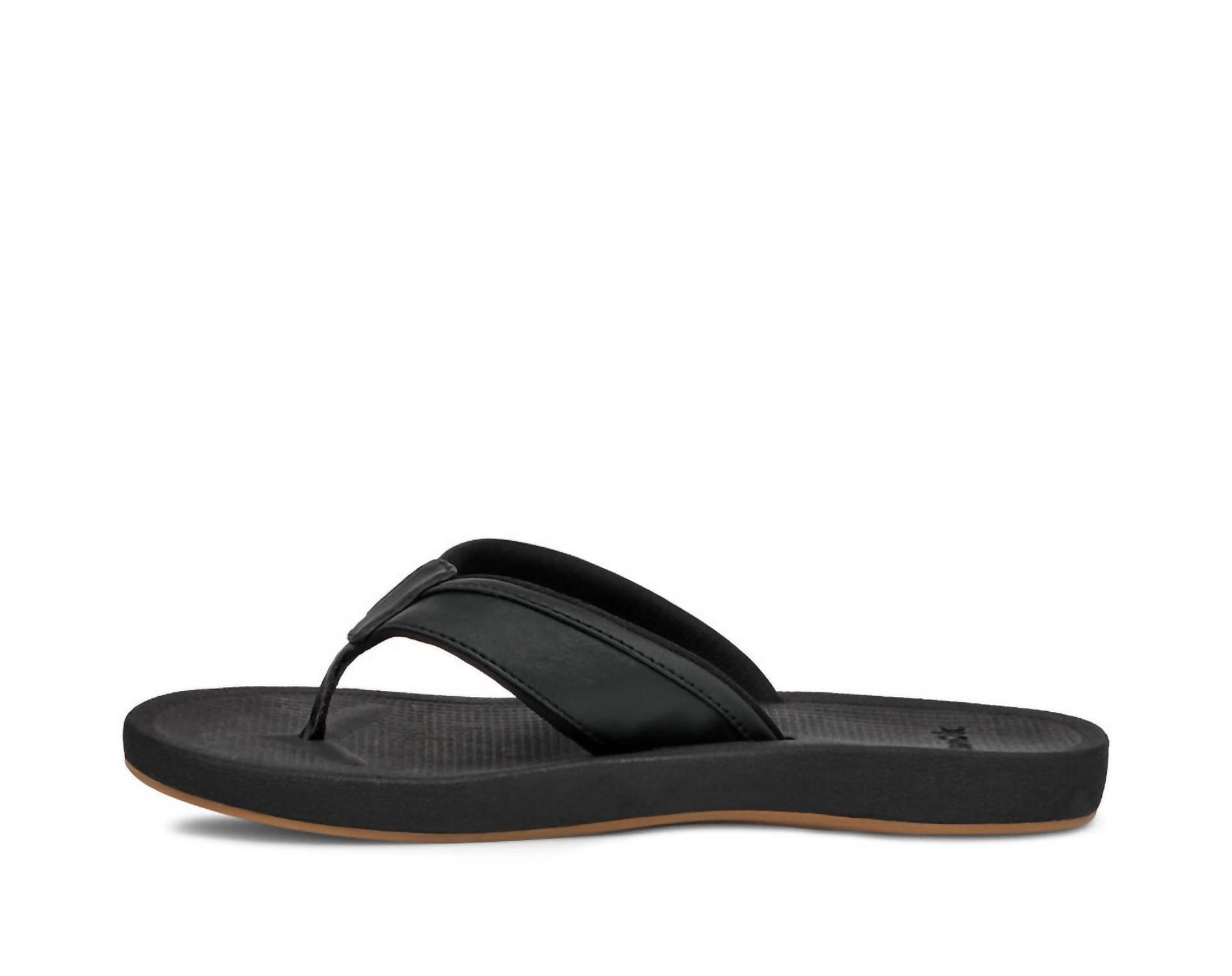 SANUK Men's Cosmic Aquarius H2o Sandal in black - men's sandal - detail view