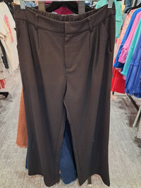 Hem & Thread Women's Pleated Wide Leg Pants in black - women's pants