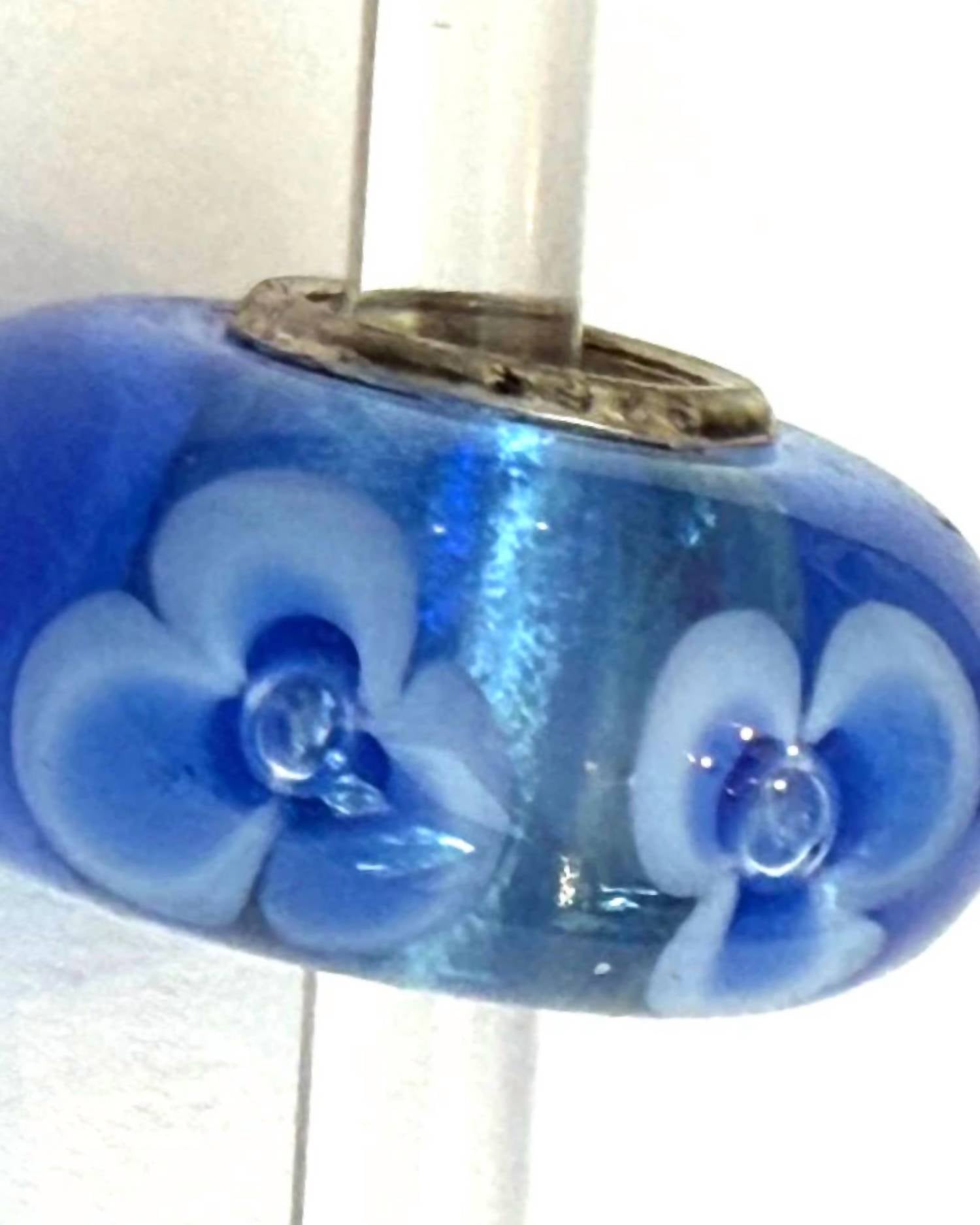 Trollbeads Women's Universal Charm Bead in unique blue white - women's item - detail view
