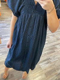 Entro - Textured Puff Sleeve Midi Dress