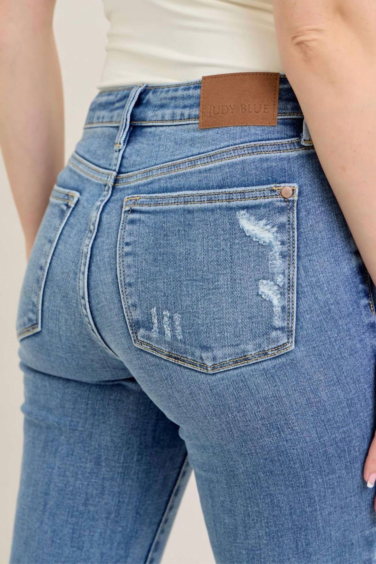 Judy Blue - Mid-rise Vintage Wash Boot Cut Jeans