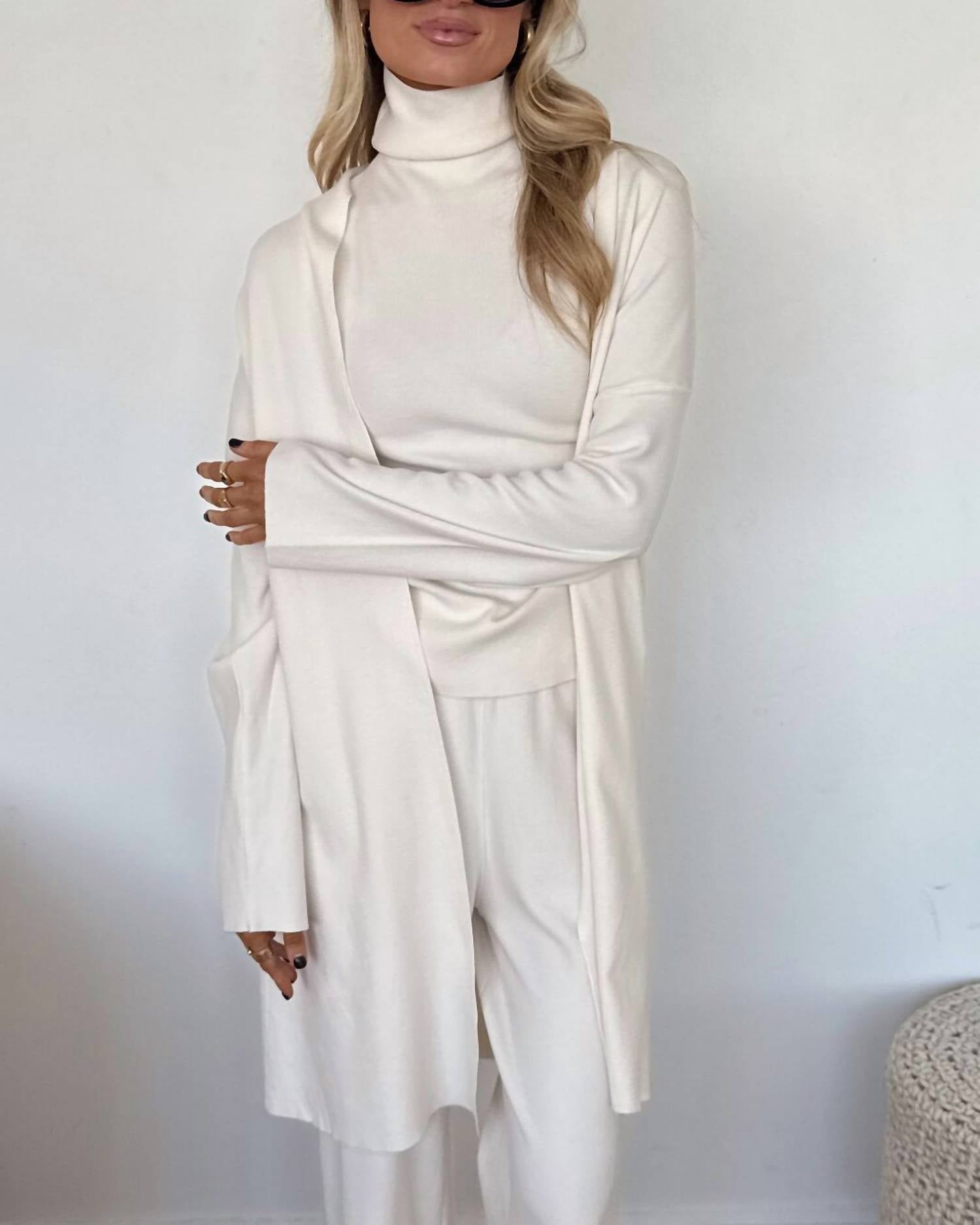 Iscarf - Lilah Open Knit Cardigan