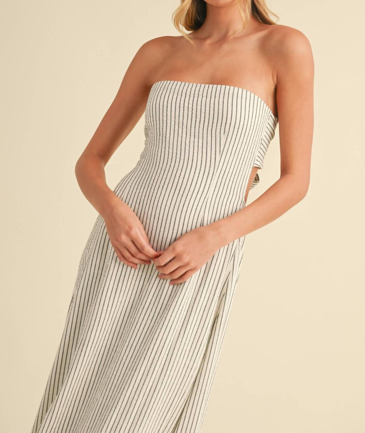 Klesis - Striped Long Back Tie Strapless Maxi Dress