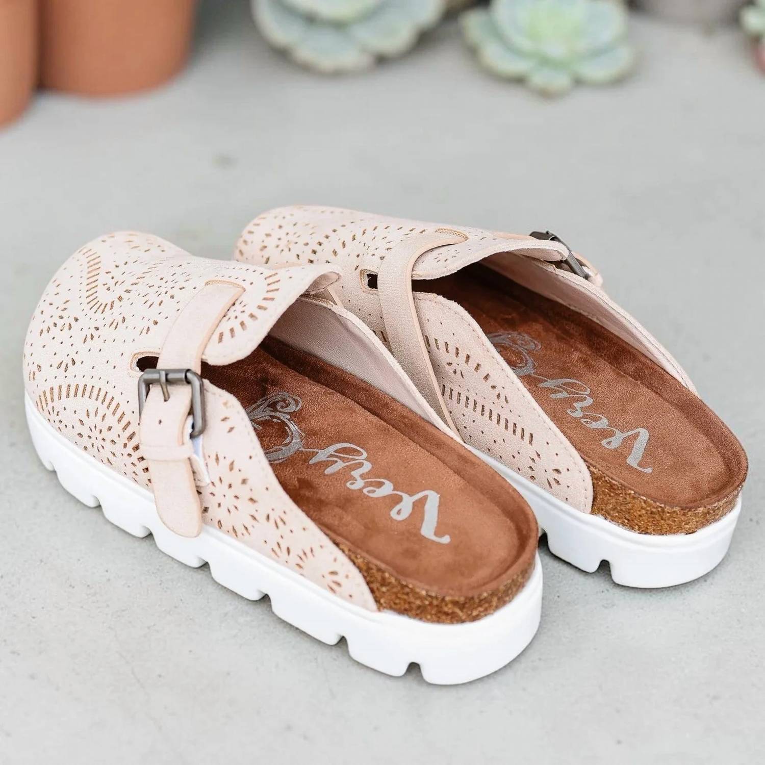 Very G - Women's Lulu Slip On Mule