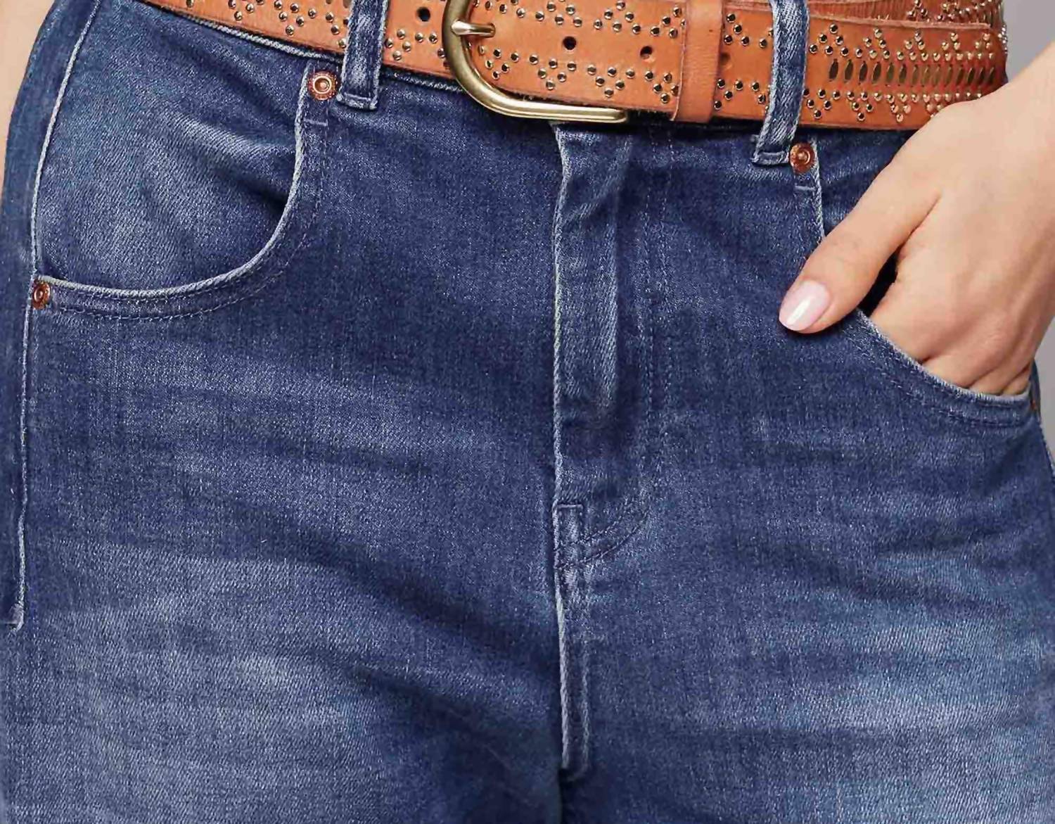 Amsterdam Heritage - Women's Elora Leather Studded Belt