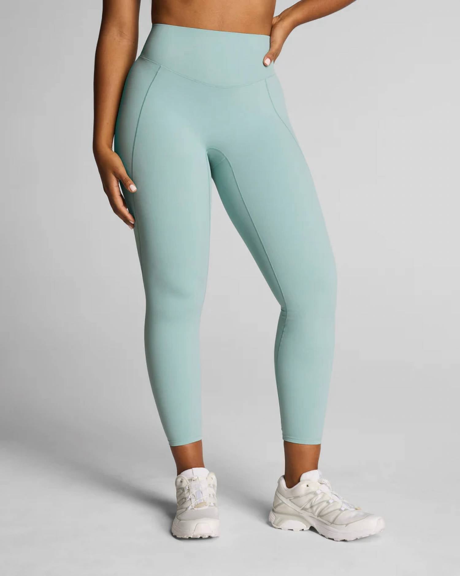 Spanx 7/8 Legging in wave - women's pants