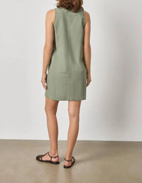 Lilla P - Sleeveless Pleat Pocket Mini Dress