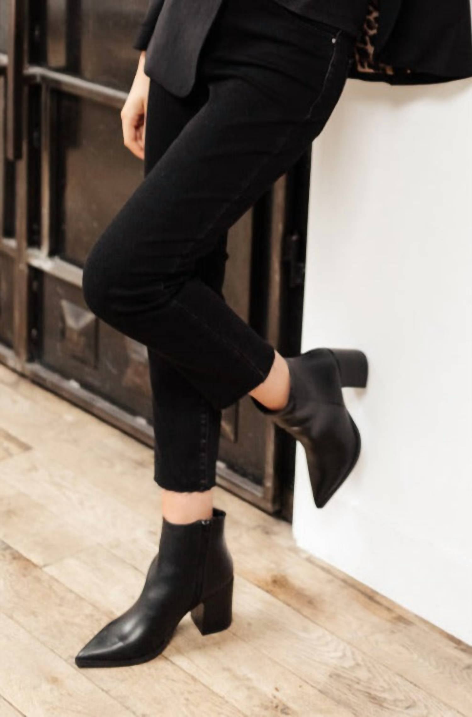 Qupid - Women's Amari Ankle Boots