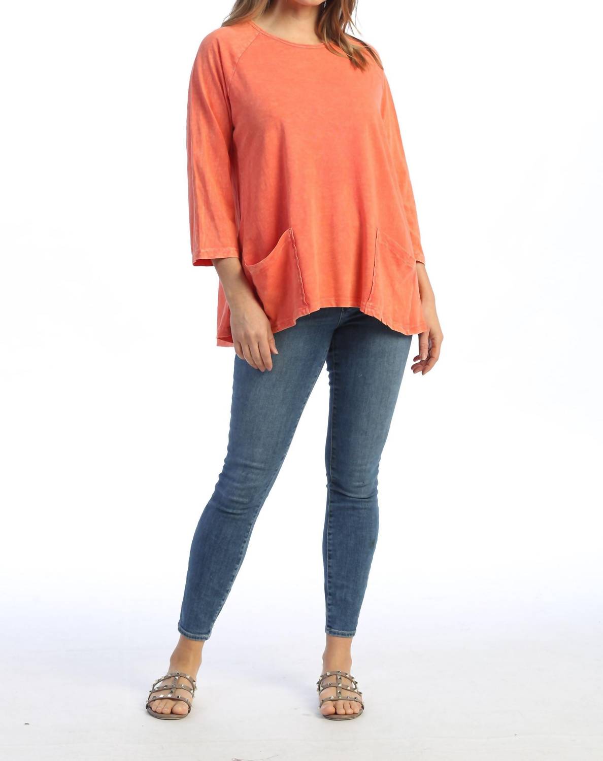 Jess & Jane - Mineral Washed Patch Pocket Cotton Top