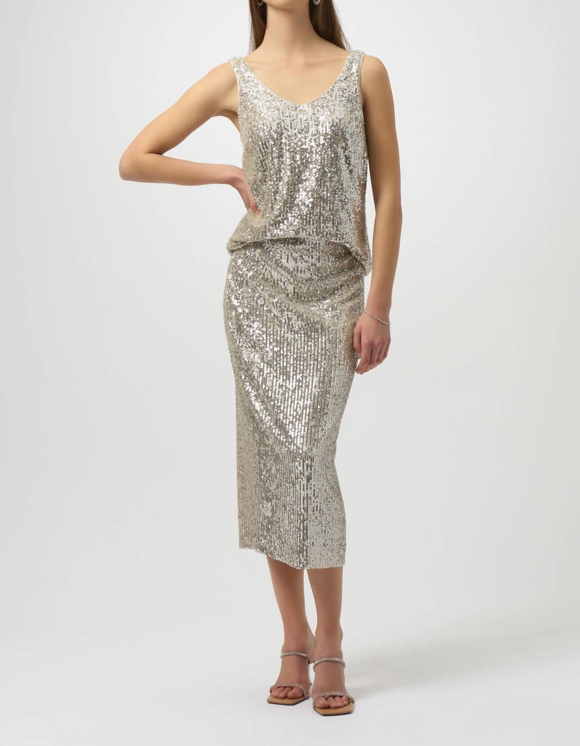 Joseph Ribkoff - Sequined V-neck Sleeveless Top