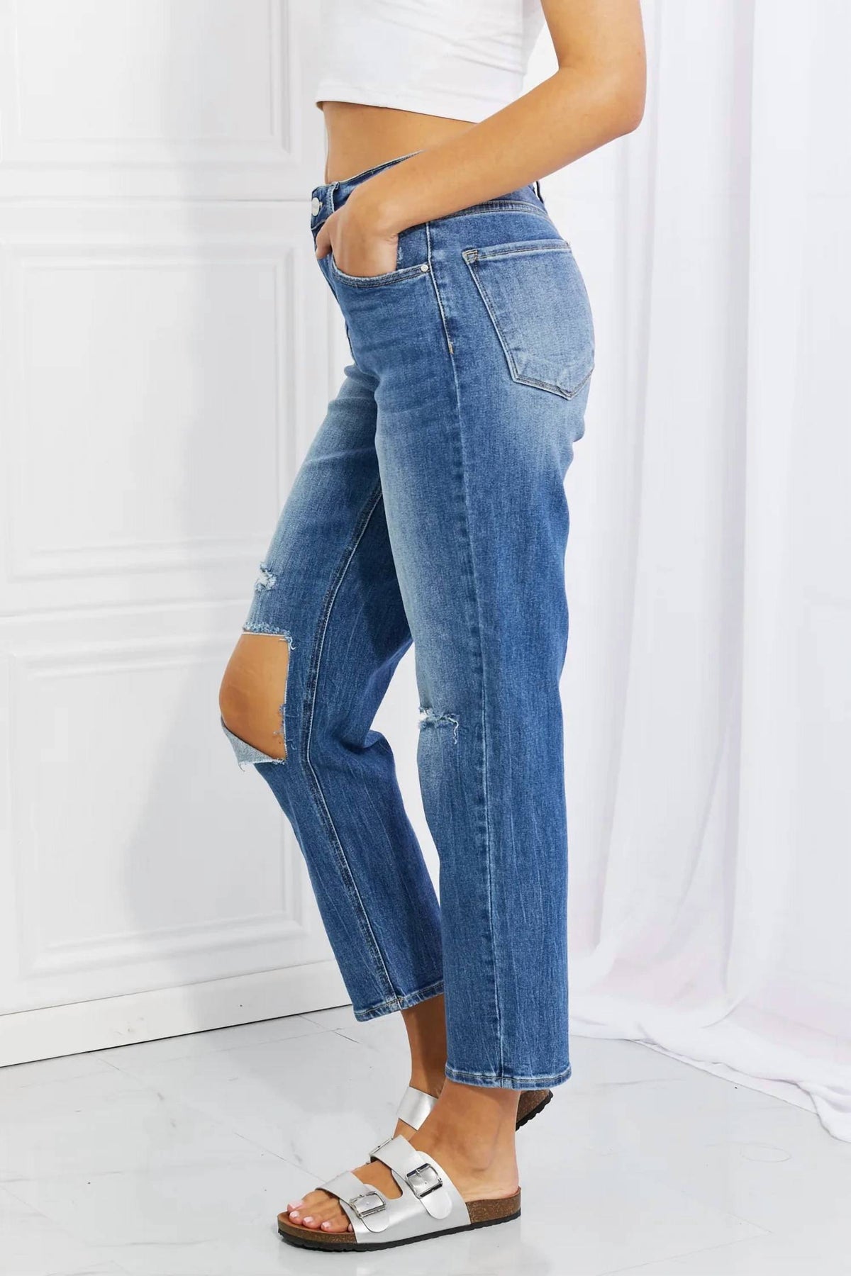 Risen - Emily High Rise Relaxed Jeans