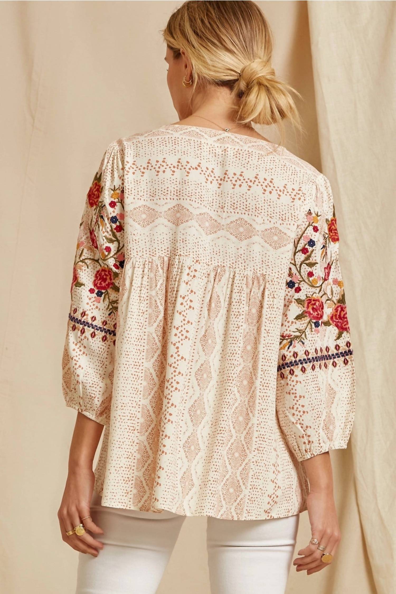 Andree By Unit - Floral Embroidered Babydoll Top