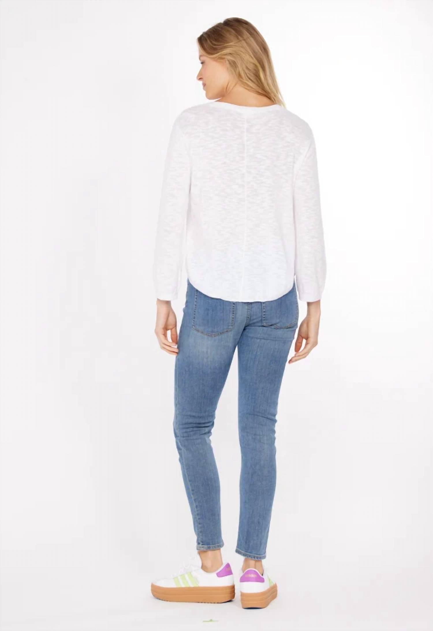 Mododoc - Lightweight V-neck Sweater