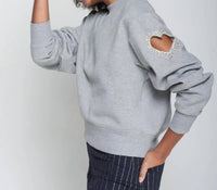 Vilagallo - Cut Out Heart Sweater
