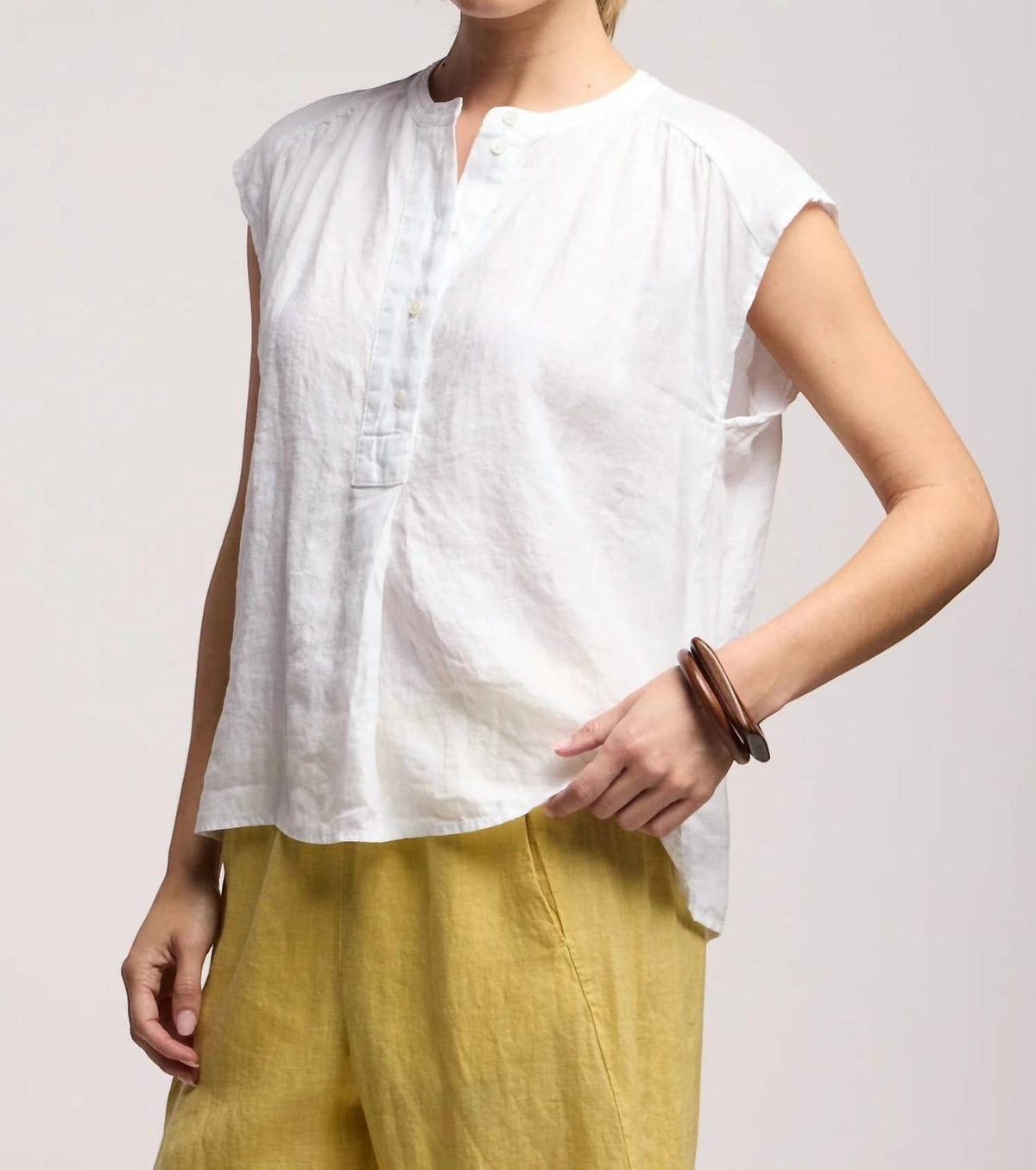 Velvet By Graham & Spencer - Bec Linen Top