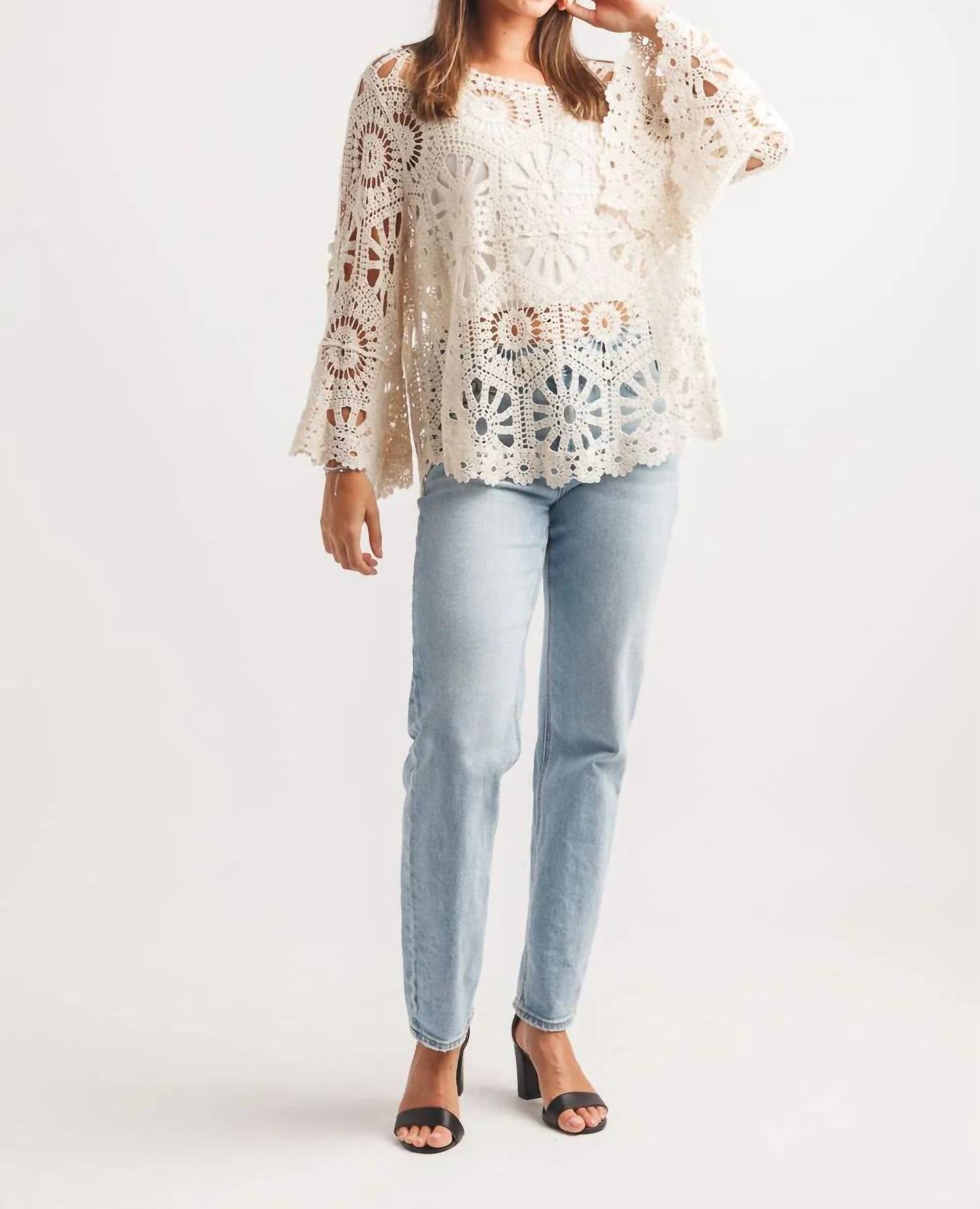 Papillon - Crochet Pullover Top