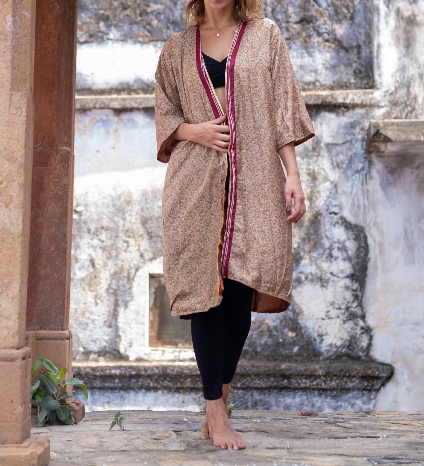 Standawt - Leila Reversible Saree One Size Kimono