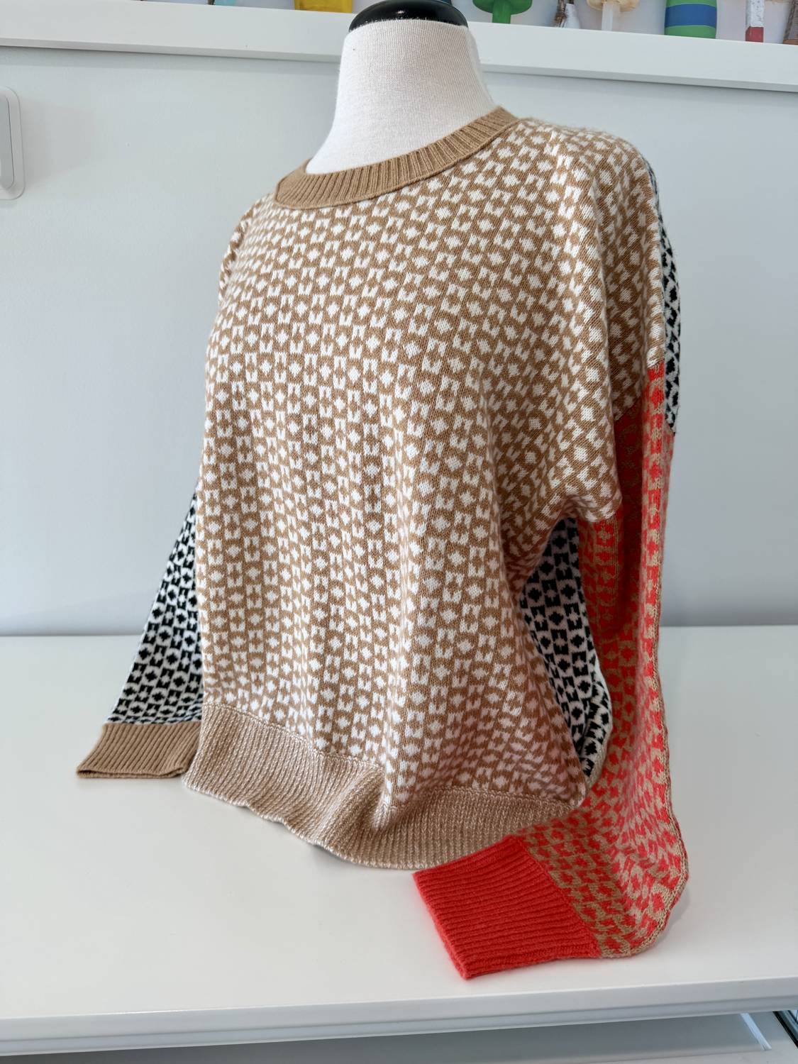 Zaket & Plover - Women's Fairisle Snood Sweater