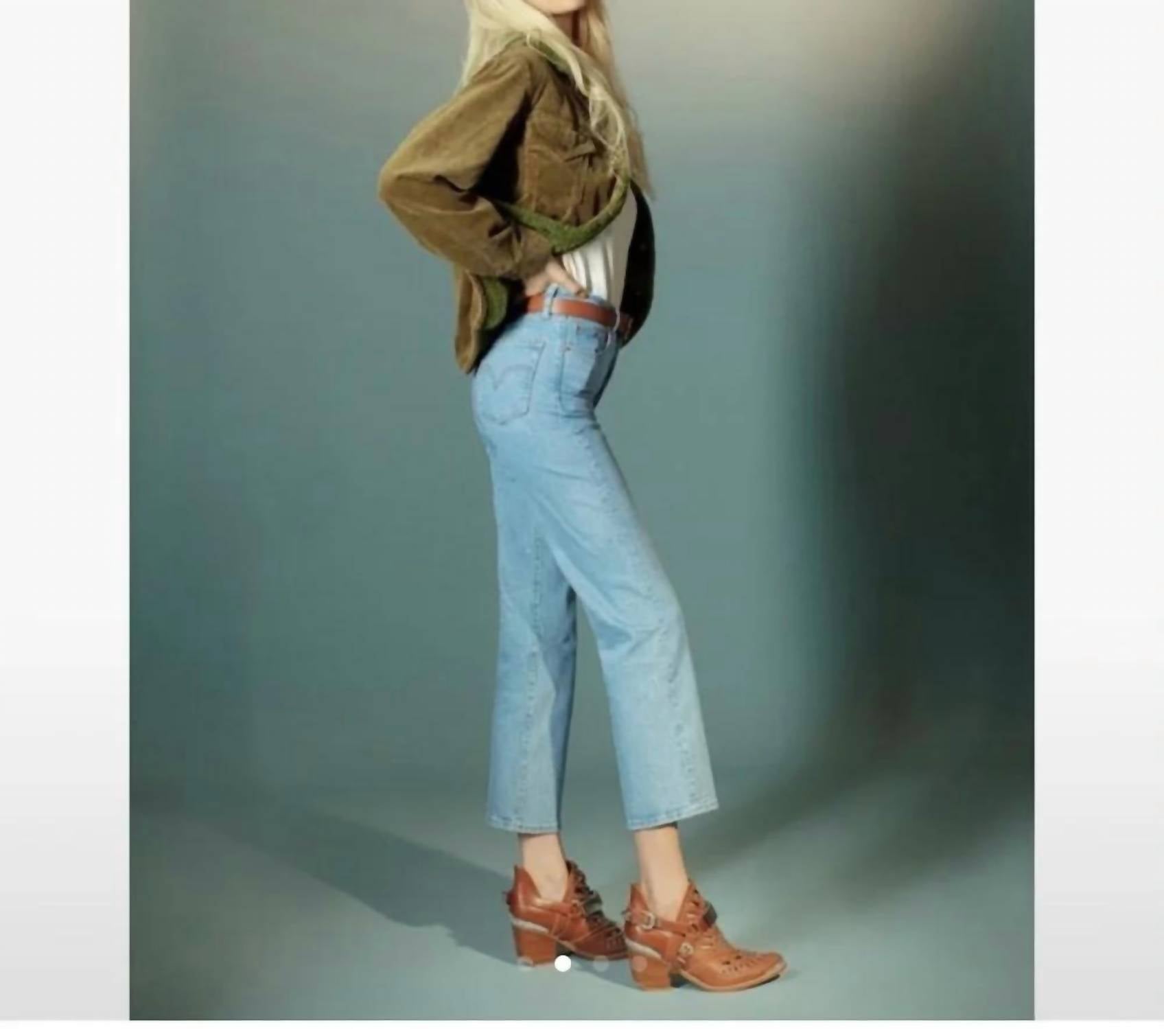 Levi'S - Premium Ribcage Cropped Bootcut Jeans