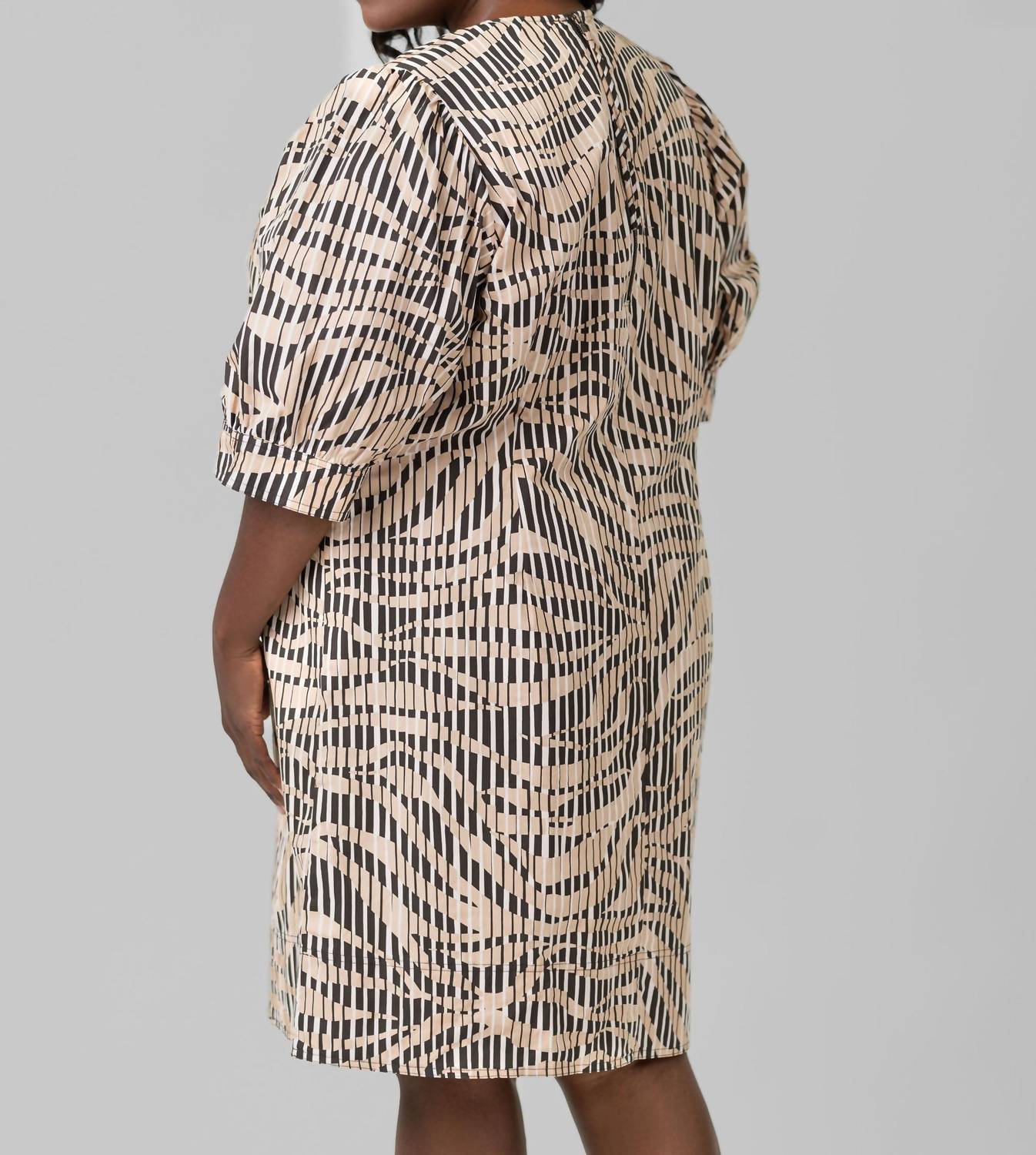 Marie Oliver - Ola V-neck Mini Dress - Plus