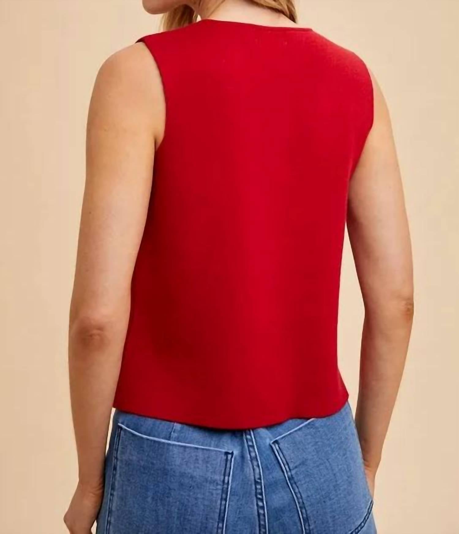 Anniewear - Annie Wear Metal Button Detail Crop Sweater Vest