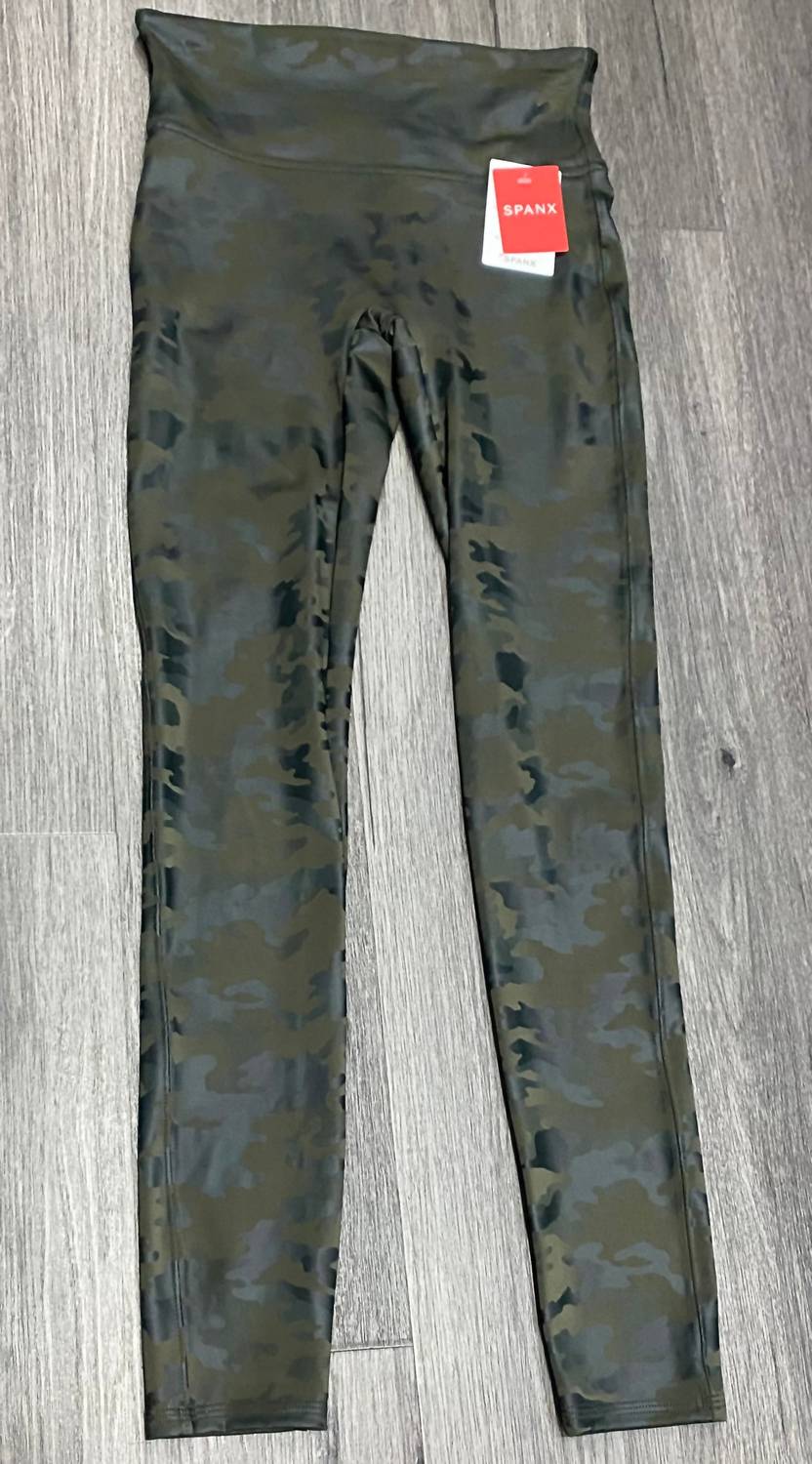 Spanx - Compression Legging With Shiny Finish