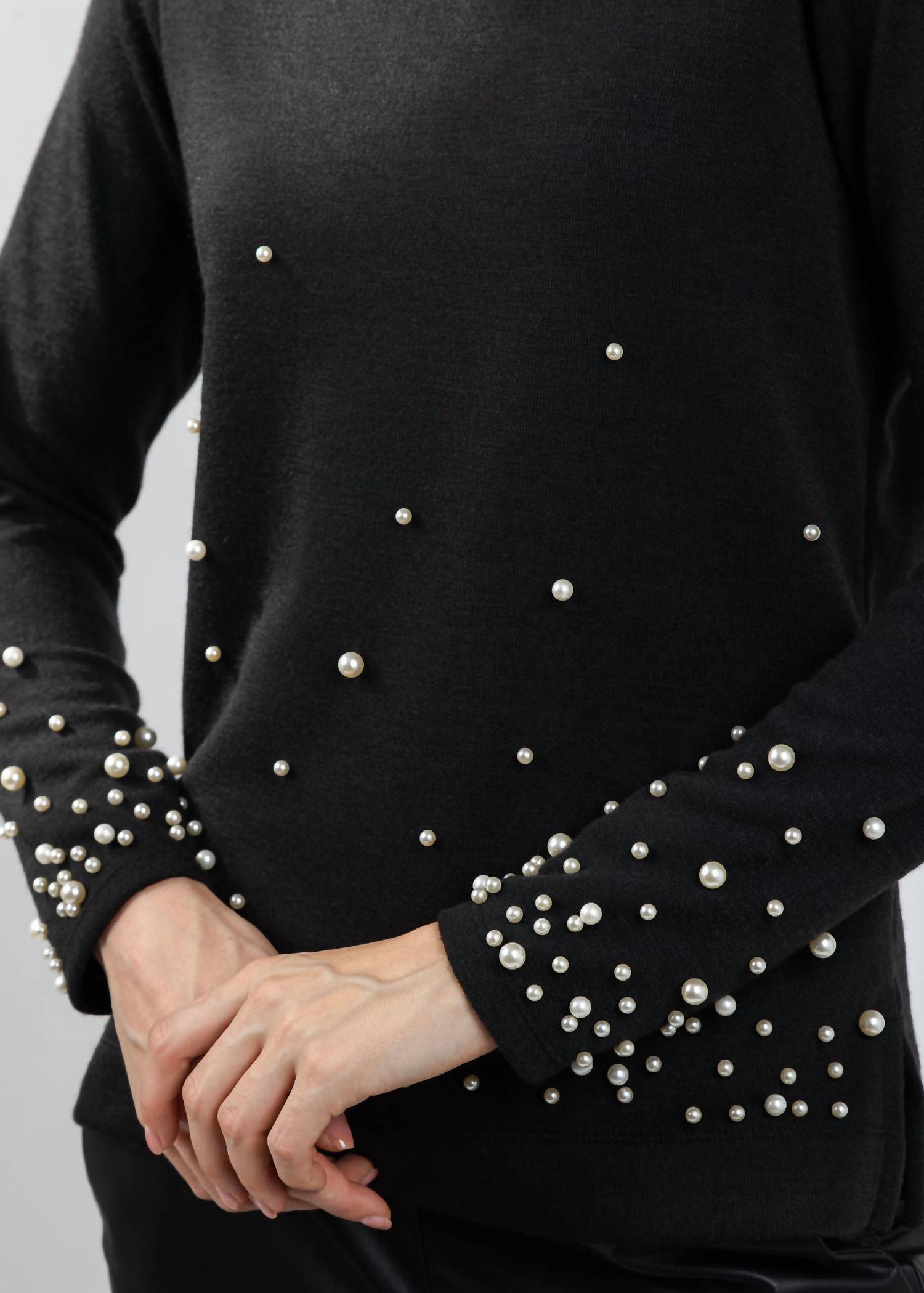 Bariloche - Capis Pearl Detail Top