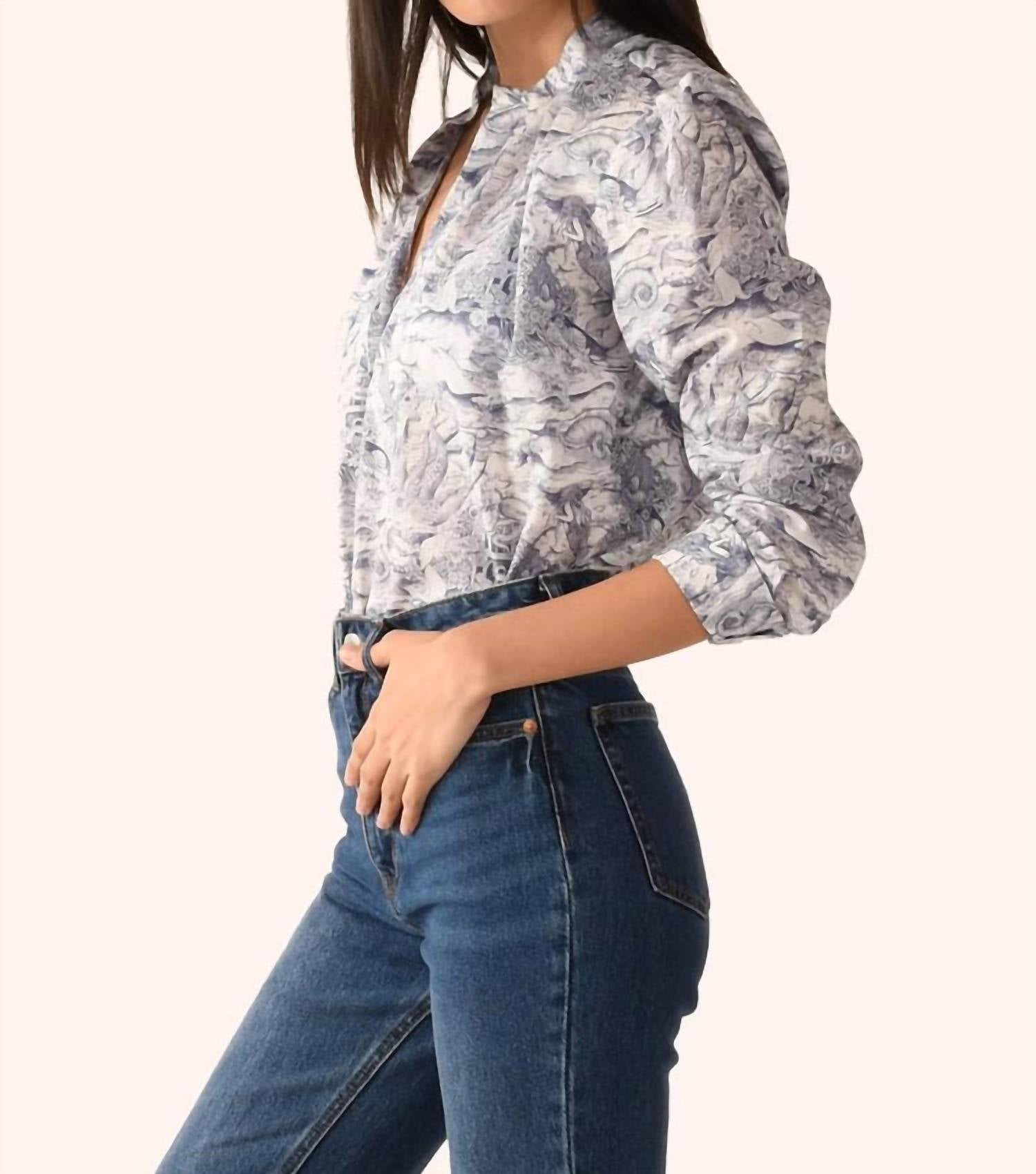 Cissa - Toile Pleated Shoulder Shirt