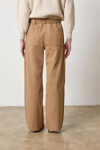 Lilla P Slant Pocket Twill Pant in pecan 1 - women's pants - detail view